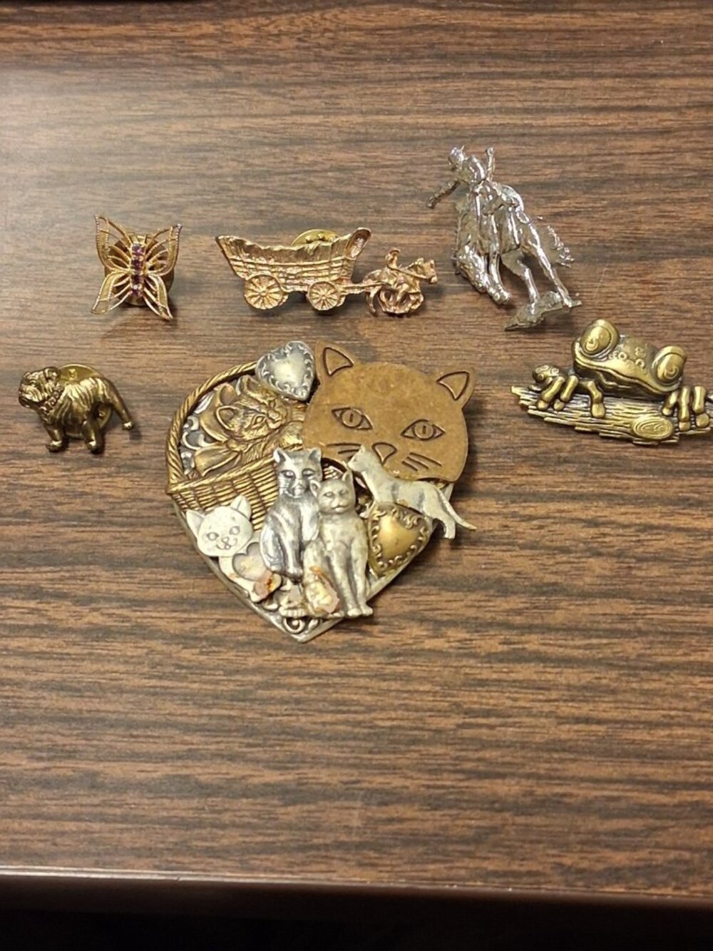 Vintage Brooches And Pin Animals (Lot 6)*